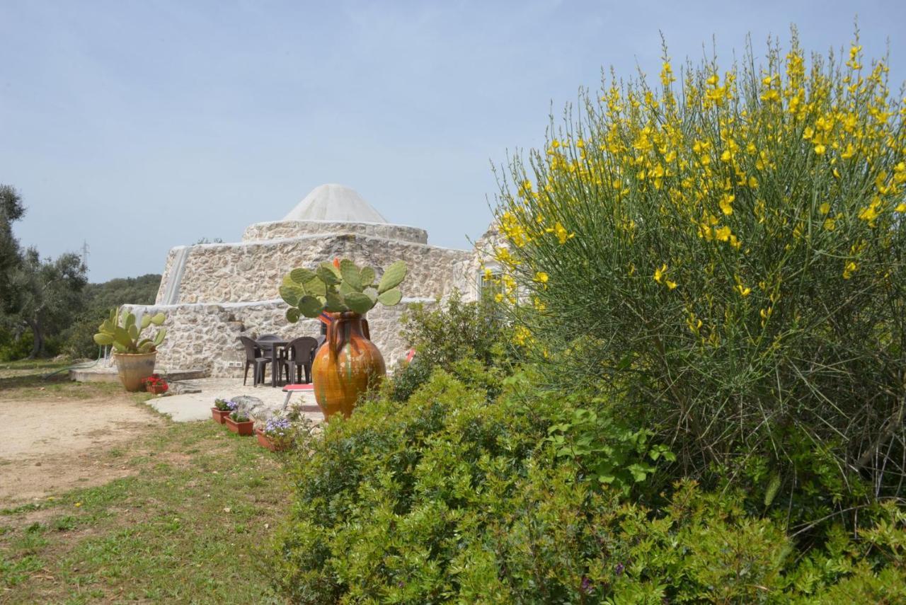 Trullo Minuetto Villa ออสตูนี ภายนอก รูปภาพ